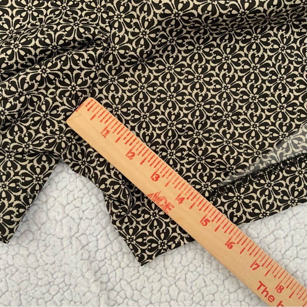 Ann Taylor Loft Size 6 Shorts Black Tan Floral Print Mid Rise Side Zip Pockets - Picture 11 of 15